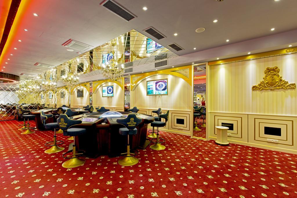 באטומי Hotel & Casino President מראה חיצוני תמונה